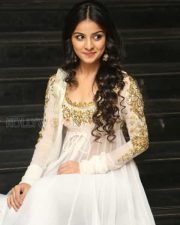 Actress Mahima Makwana Photos