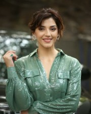 Actress Mehreen Kaur Pirzada at Manchi Rojulochaie Movie Interview Photos 05