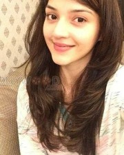 Actress Mehreen Pirzada Pics
