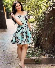 Actress Mehreen Pirzada Pics