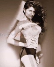 Actress Model Tara Alisha Hot And Sexy Photos