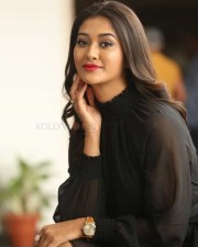Actress Pooja Jhaveri At Kitty Party First Look Launch Photos