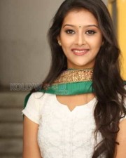 Actress Pooja Jhaveri Pictures