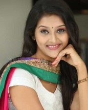 Actress Pooja Jhaveri Pictures