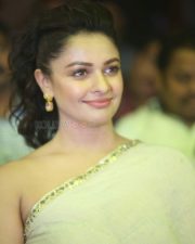 Actress Pooja Kumar At Vishwaroopam Audio Launch Photos