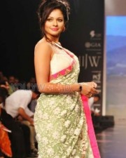 Pooja Kumar 38