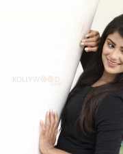 Actress Priyanka Sharma At Taruata Evaru Trailer Launch Photos