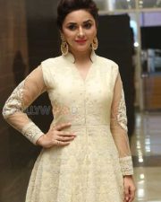 Actress Ragini Nandwani New Pictures