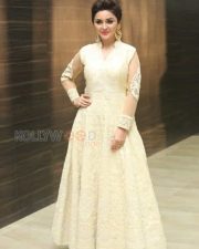 Actress Ragini Nandwani New Pictures