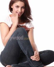 Actress Richa Gangopadhyay Hot And Sexy Pictures