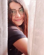 Actress Shaylee Krishen Photos