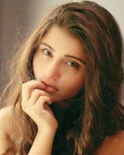 Actress Shaylee Krishen Photos
