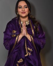 Actress Sonakshi Sinha at Jatadhara Movie Trailer Launch Event Stills 14