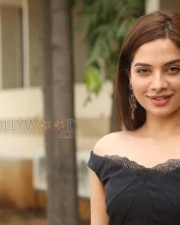 Actress Tanya Hope Photos