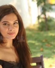 Actress Tanya Hope Photos