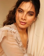 Actress Tanya Hope Sultry Hot Photos