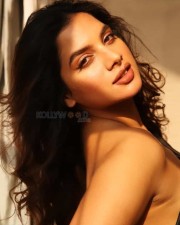 Actress Tanya Hope Sultry Hot Photos