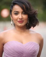 Actress Tejaswi Madivada At Beautyland In Jrc Convention Centre Photos