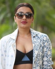 Actress Tejaswi Madivada At Commitment Movie Trailer Launch Photos