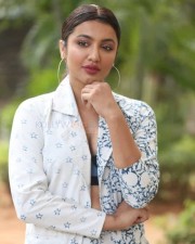 Actress Tejaswi Madivada At Commitment Movie Trailer Launch Photos