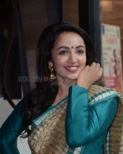Actress Tejaswi Madivada Saree Photos