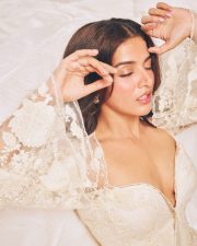 Alluring Actress Wamiqa Gabbi in a cream lace bodysuit Photos 08