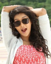 Arjun Reddy Movie Pooja Jhaveri Pictures