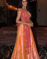 Beautiful Actress Pooja Jhaveri Pictures