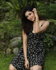 Beautiful Actress Riya Suman Latest Sexy Photoshoot Photos