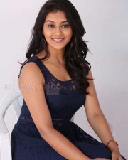 Beautiful And Sexy Pooja Jhaveri Interview Photos