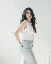 Bold Mahima Makwana in a White Cut Out Crop Top and Light Blue Jeans Photos 04 Bold Mahima Makwana in a White Cut Out Crop Top and Light Blue Jeans Photos 04
