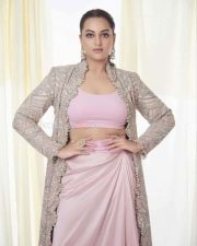 Bollywood Queen Sonakshi Sinha Photo 01