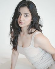 Charming Mahima Makwana in a White Sleeveless Bodycon Dress Photos 01 Charming Mahima Makwana in a White Sleeveless Bodycon Dress Photos 01