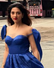 Classy Mehreen Prizada in a Blue Mini Gown Photos 02