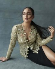 Double XL Movie Heroine Sonakshi Sinha Photos 02