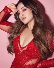 Fabulous Sonakshi Sinha in a Flaming Red Dress Pictures 01