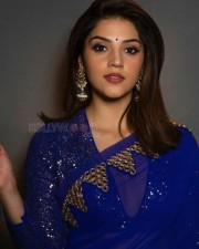 Fashionable Mehreen Pirzada Pictures 07