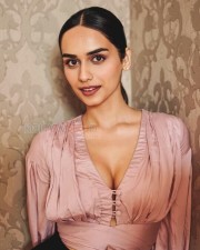 Indian Actress Manushi Chhillar Sexy Photoshoot Stills 14