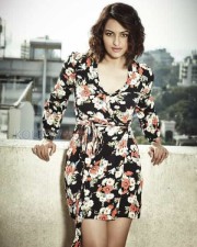 Lingaa Heroine Sonakshi Sinha