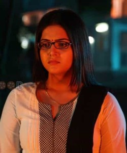 Maalai Nerathu Mayakkam Movie Heroine Wamiqa Gabbi Stills