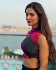 Magnetic Actress Mukti Mohan in a Magenta Top Photos 01
