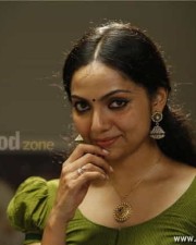 Mallu Actress Samvrita Sunil Pictures