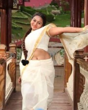 Mallu Actress Samvrutha Sunil Photos