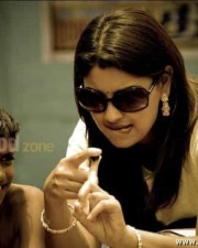 Mayakkam Enna Richa Gangopadhyay Pictures