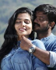 Meendum Movie Pictures