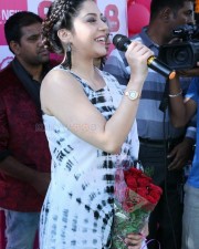 Mehreen Pirzada At The Launch Of B New Mobile Store In Hindupur Photos