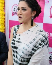 Mehreen Pirzada At The Launch Of B New Mobile Store In Hindupur Photos