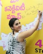 Mehreen Pirzada At The Launch Of B New Mobile Store In Hindupur Photos