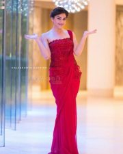 Mehreen Pirzada Pretty In Pink Photos