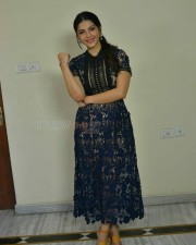 Nenjil Thunivirundhal Movie Heroine Mehreen Pirzada Photos